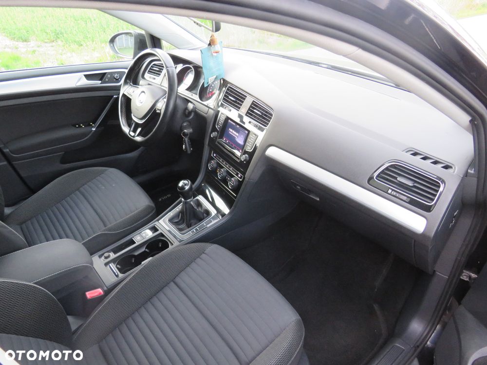 Volkswagen Golf 1.6 TDI Comfortline - 10