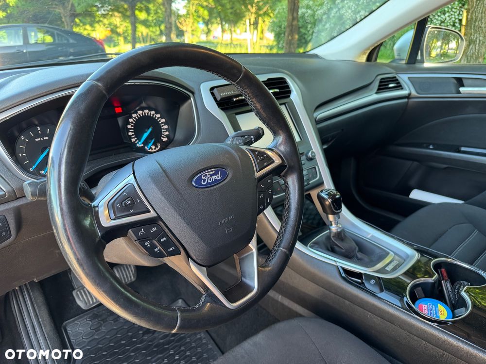Ford Mondeo - 7