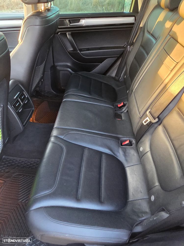 VW Touareg 3.0 TDI V6 - 14