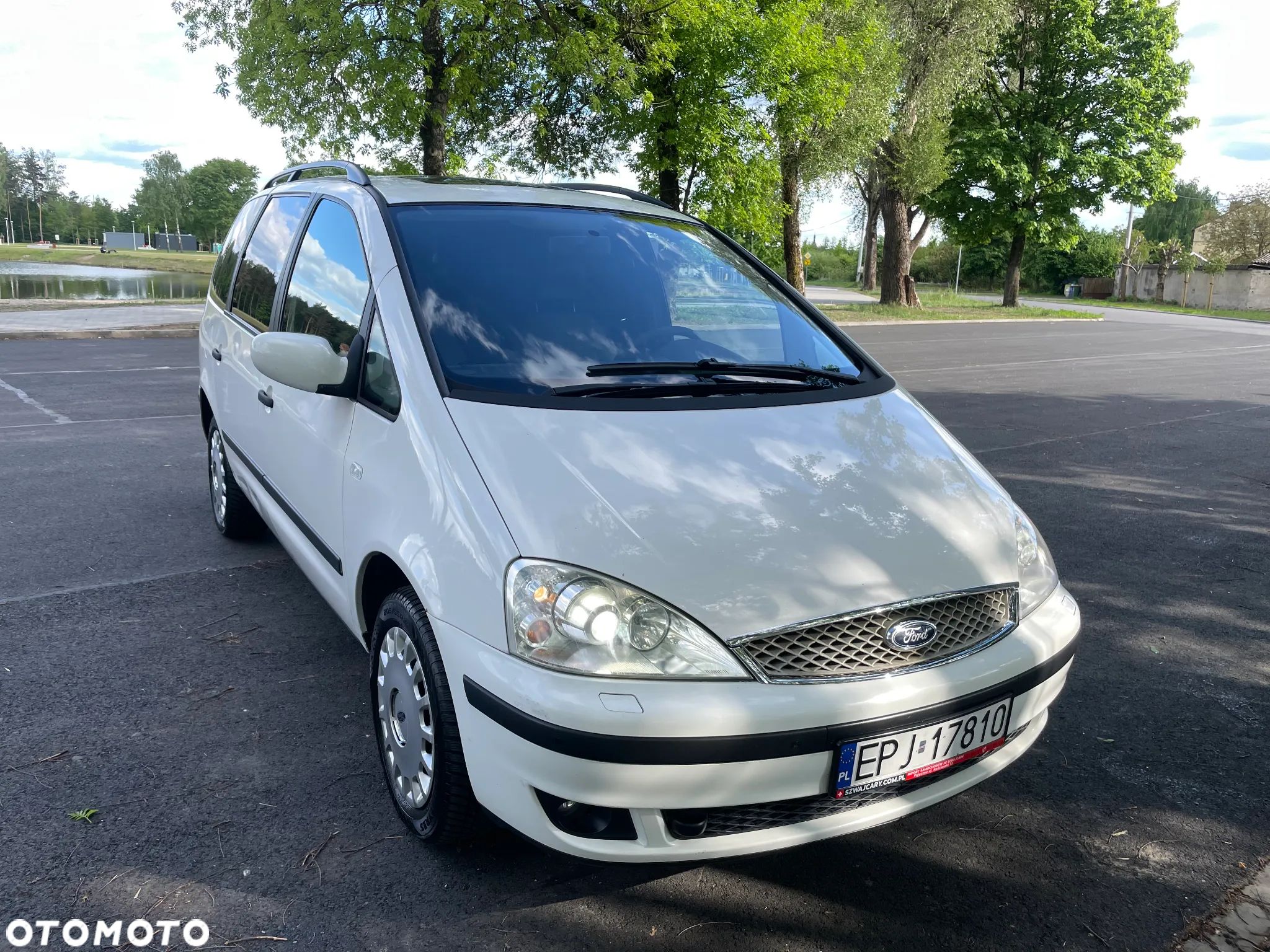 Ford Galaxy - 1