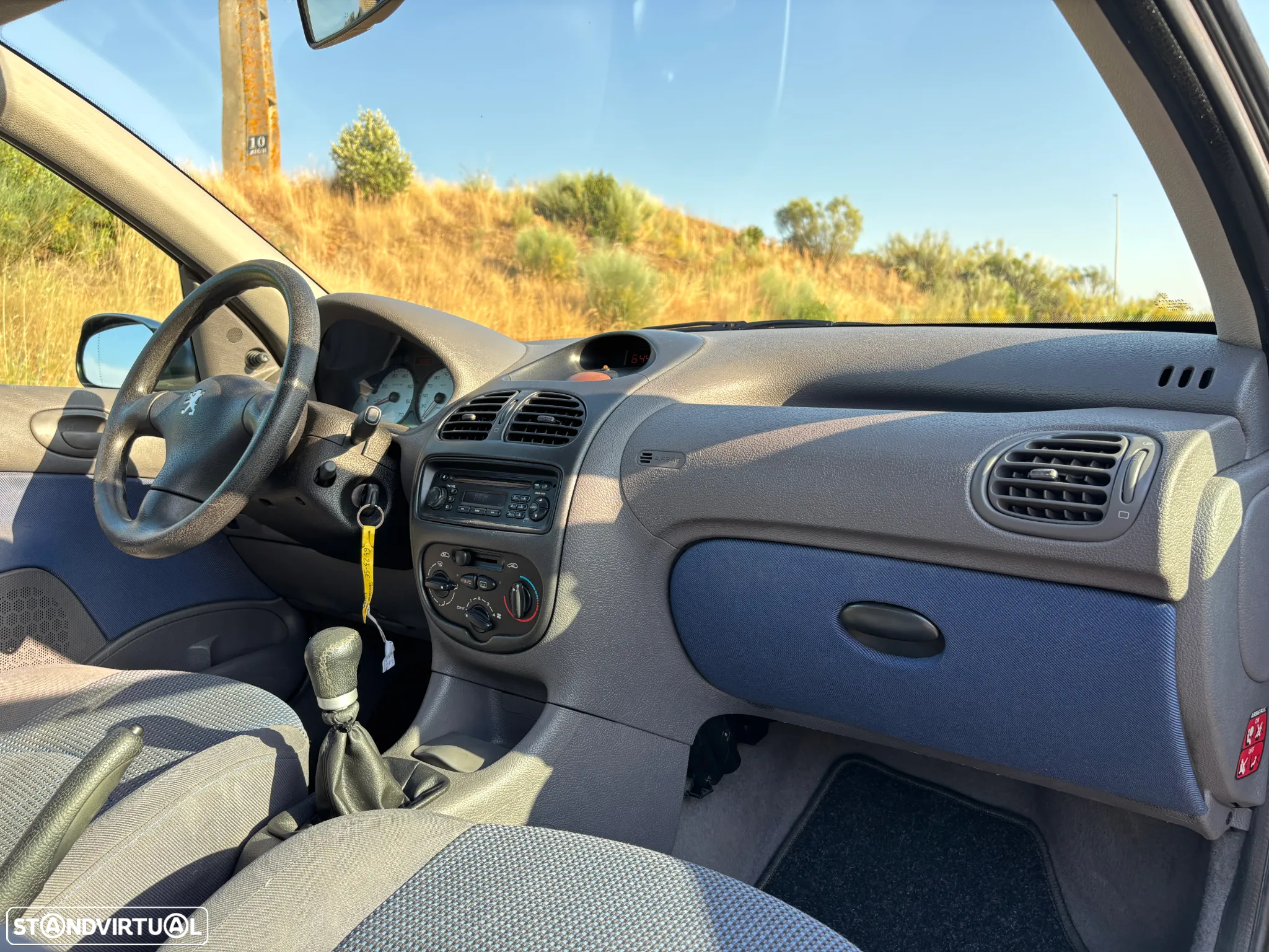 Peugeot 206 1.1 Color Line - 26