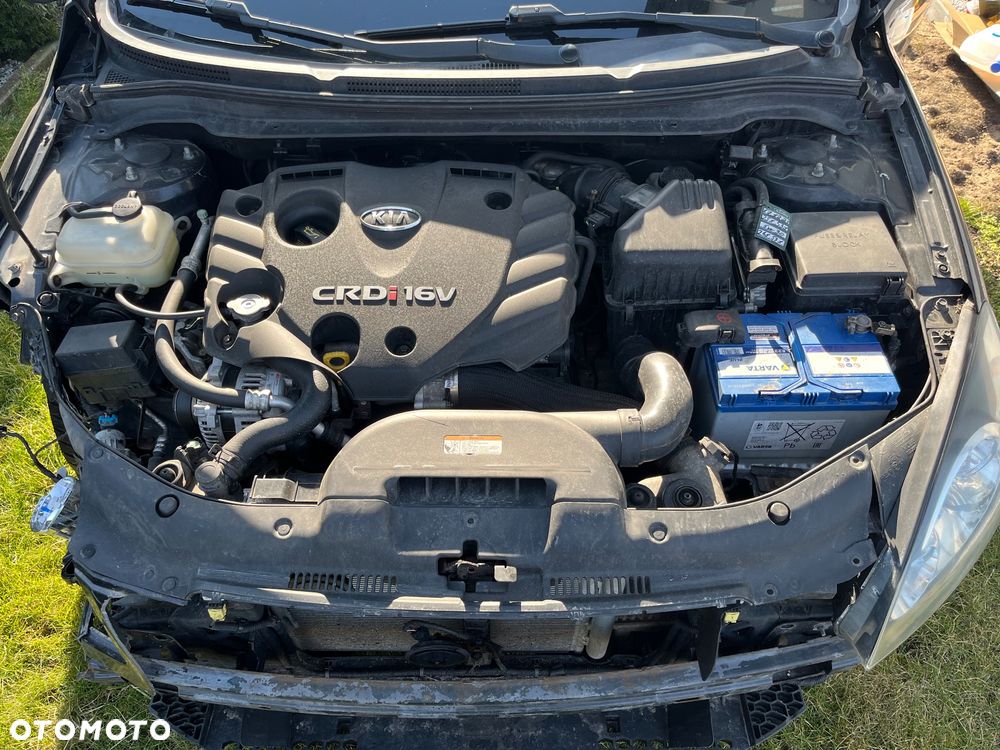 Kia Ceed 2.0 crdi Optimum + - 17