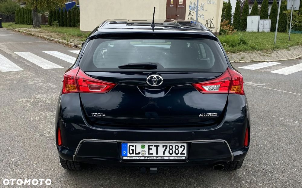 Toyota Auris 1.6 Executive - 8