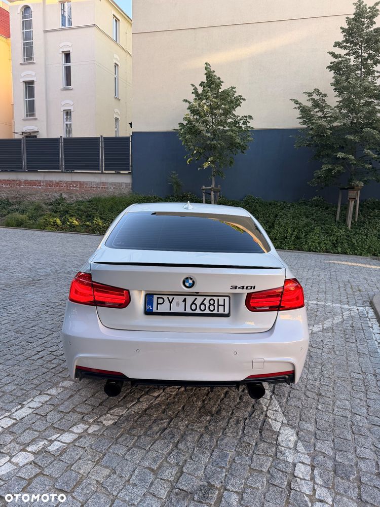 BMW Seria 3 340i M Sport - 14