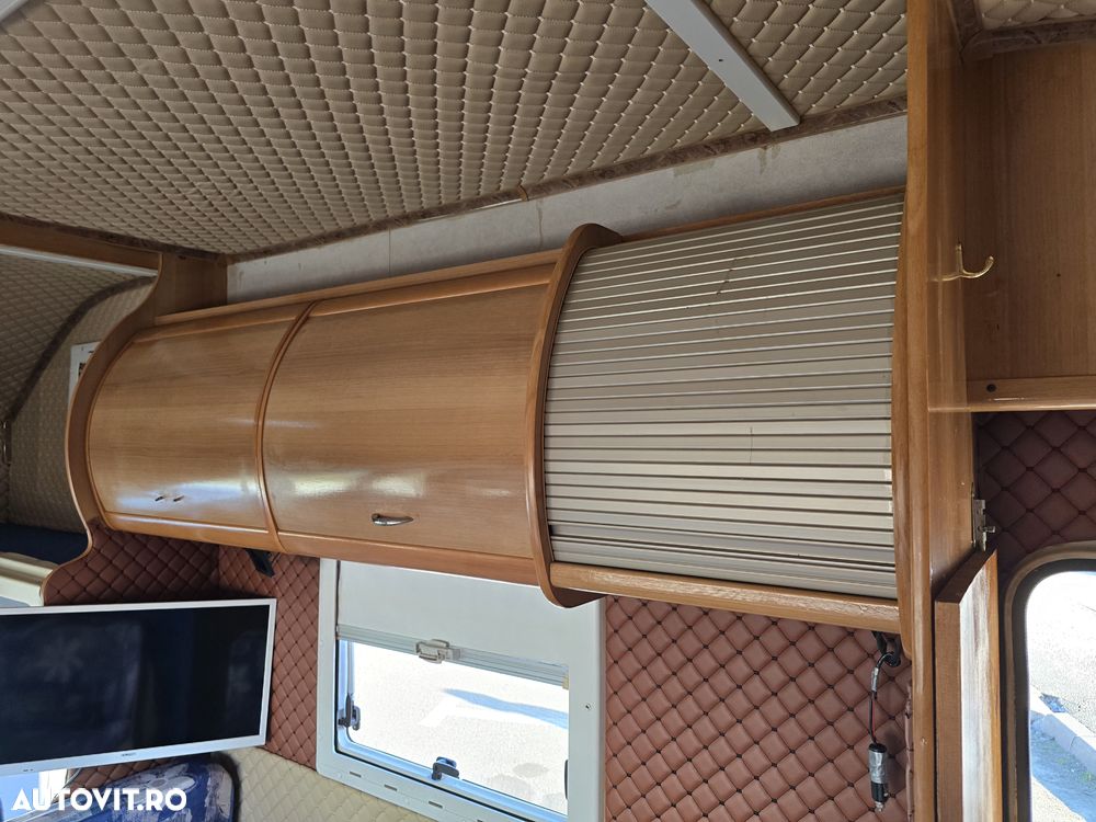 Mercedes-Benz Sprinter - 14