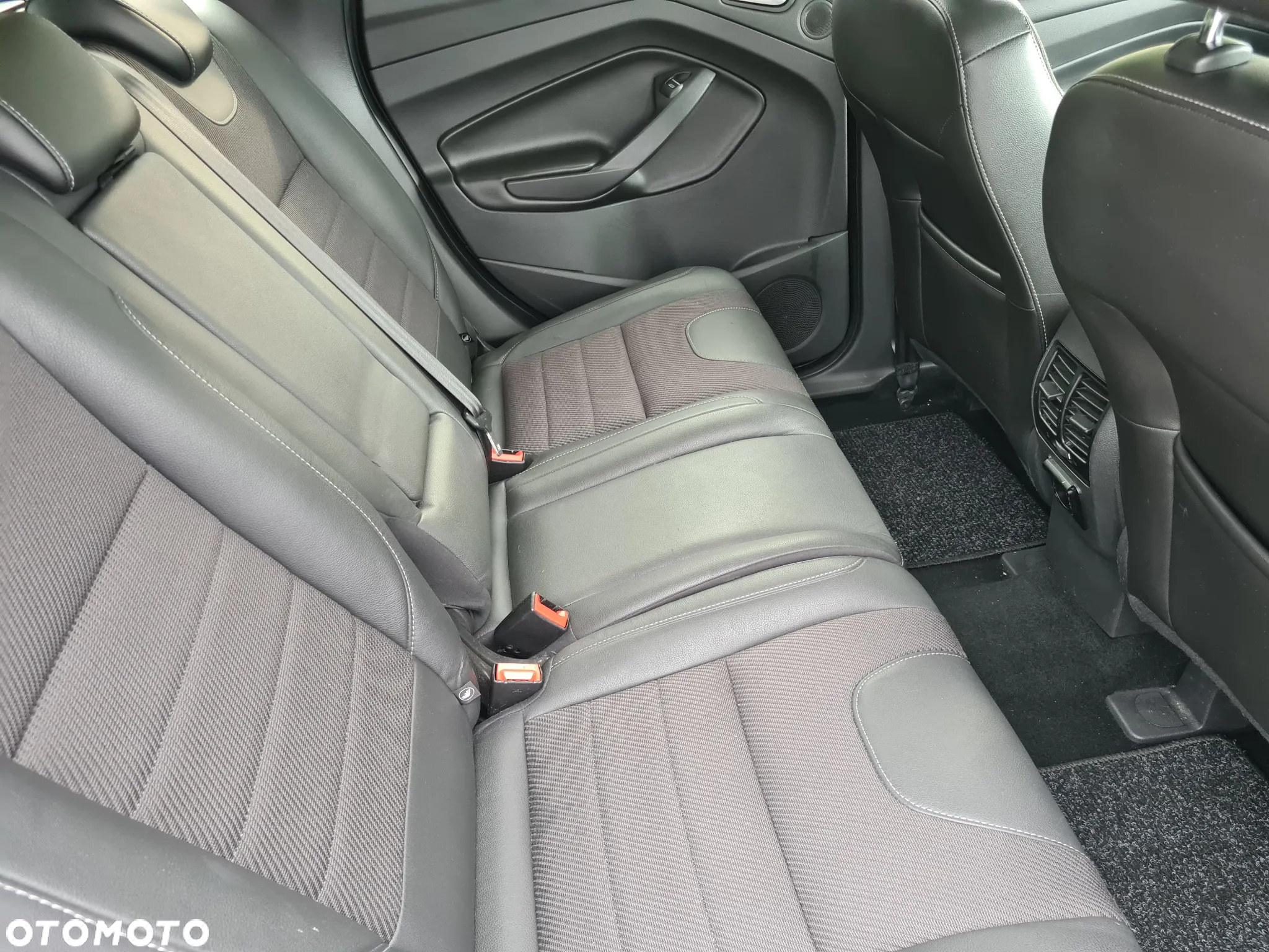 Ford Kuga 2.0 TDCi 4WD Titanium - 7