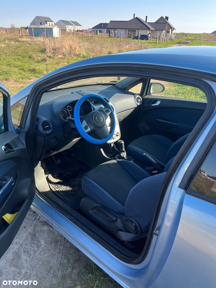 Opel Corsa 1.4 16V Enjoy - 21