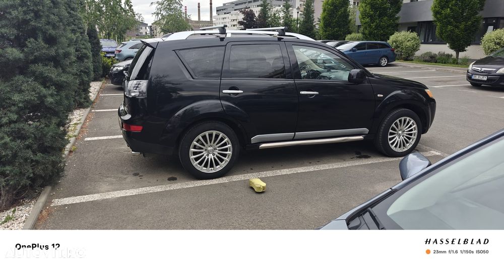 Mitsubishi Outlander 2.2 DI-D NAVI Instyle - 2