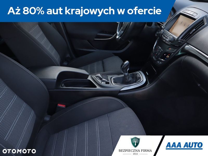 Opel Insignia - 11