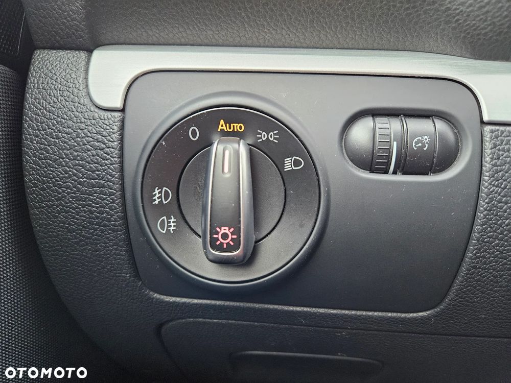 Volkswagen Scirocco 2.0 TSI BMT Perfectline R-Style DSG - 17