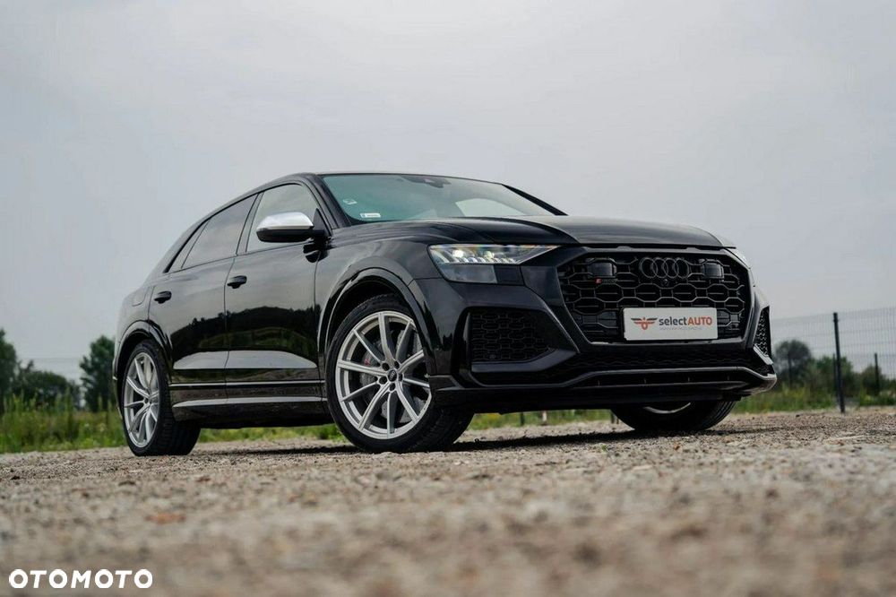 Audi RS Q8 - 19