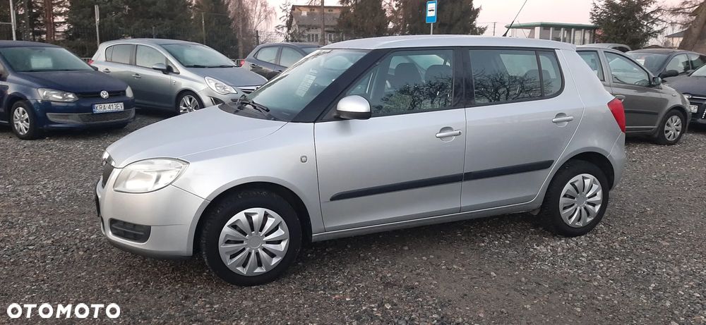 Skoda Fabia - 11