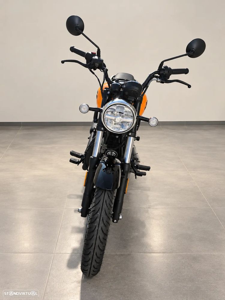 Royal Enfield Meteor 350 - 3