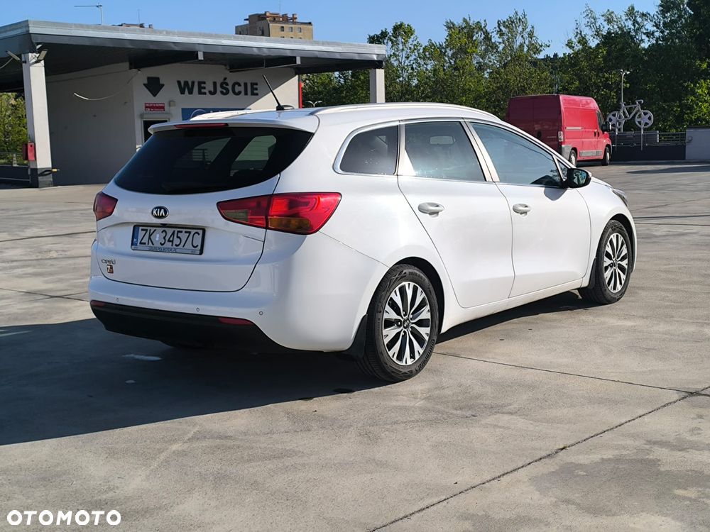 Kia Ceed 1.6 GDI L Business Line - 20