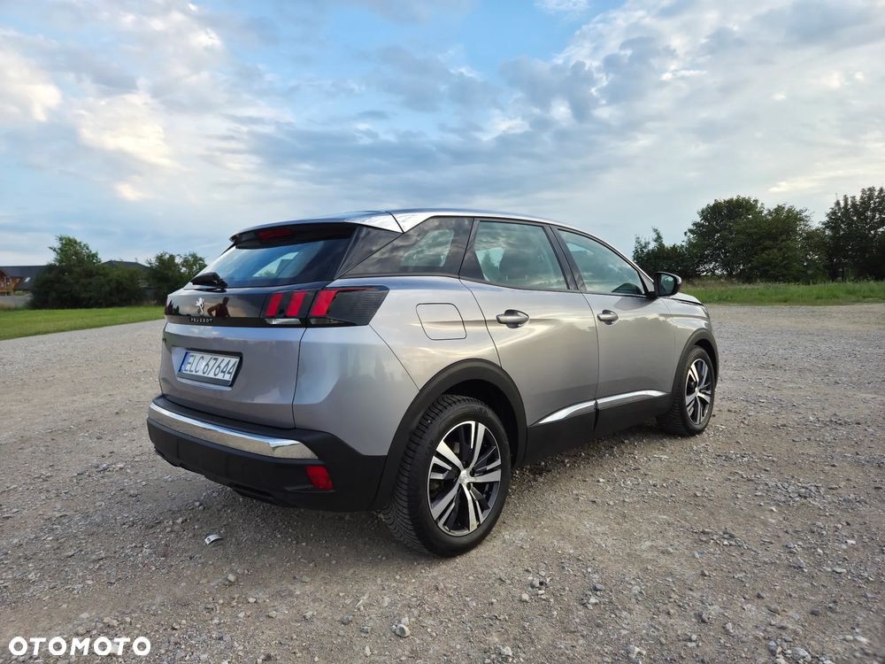 Peugeot 3008 1.5 BlueHDi Allure S&S - 11