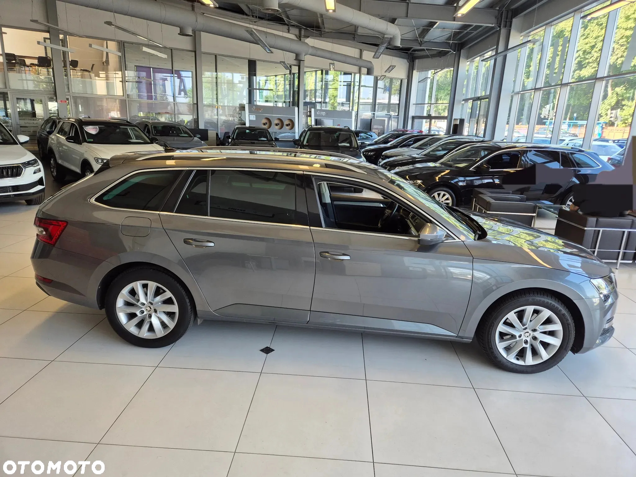 Skoda Superb 1.5 TSI Ambition DSG - 4