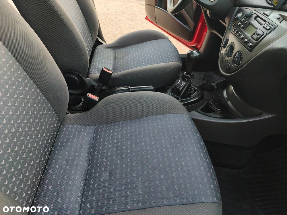 Ford Focus - 22