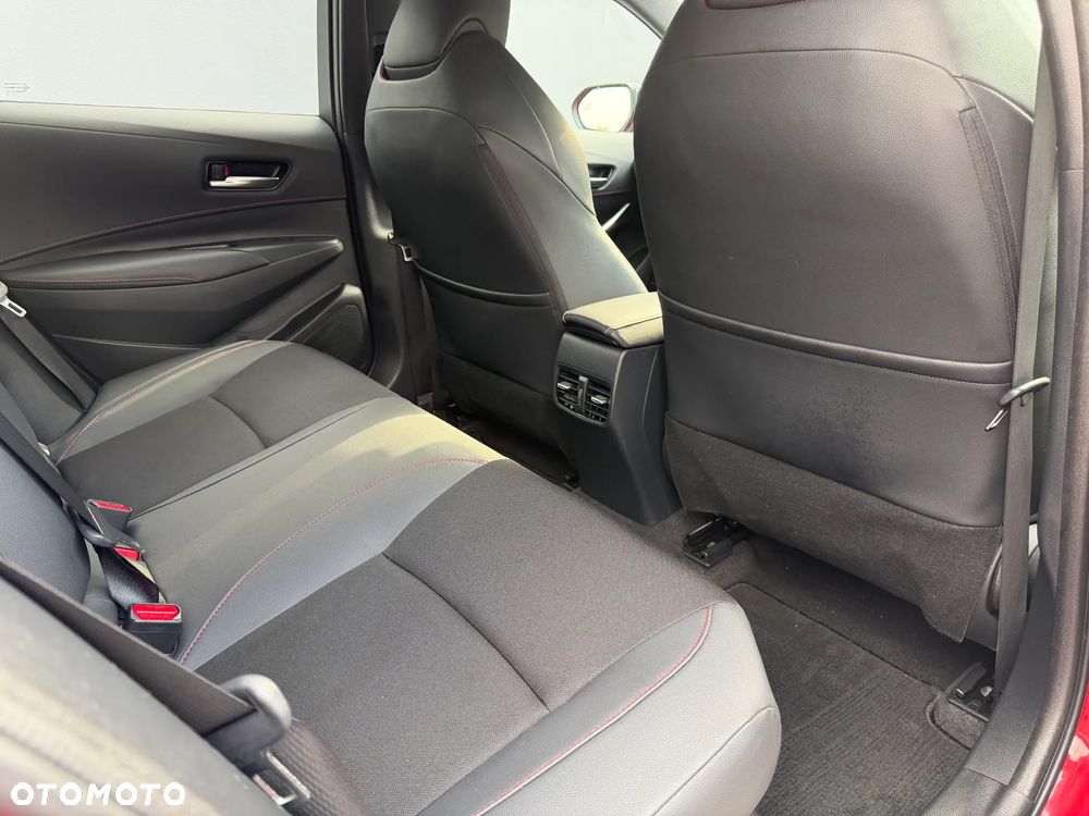 Toyota Corolla 2.0 Hybrid GR Sport - 26