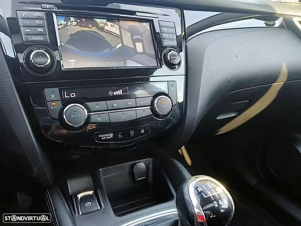 Nissan Qashqai 1.5 dCi N-Connecta RS+PS — fotografia 32