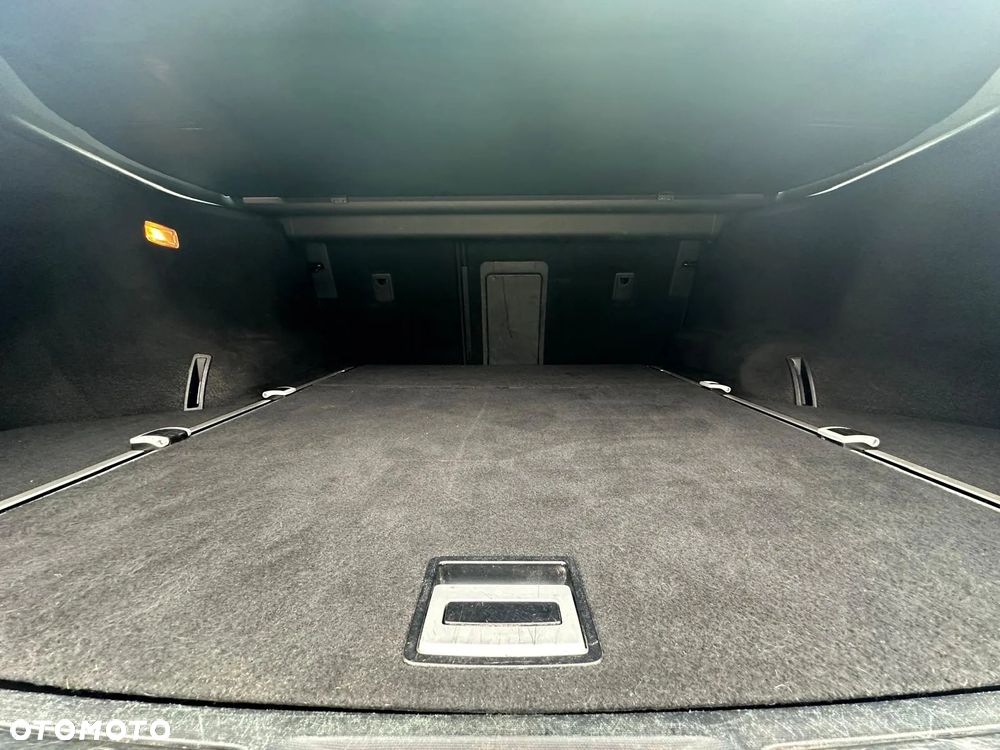 Toyota Avensis Touring Sports 1.8 Comfort - 9