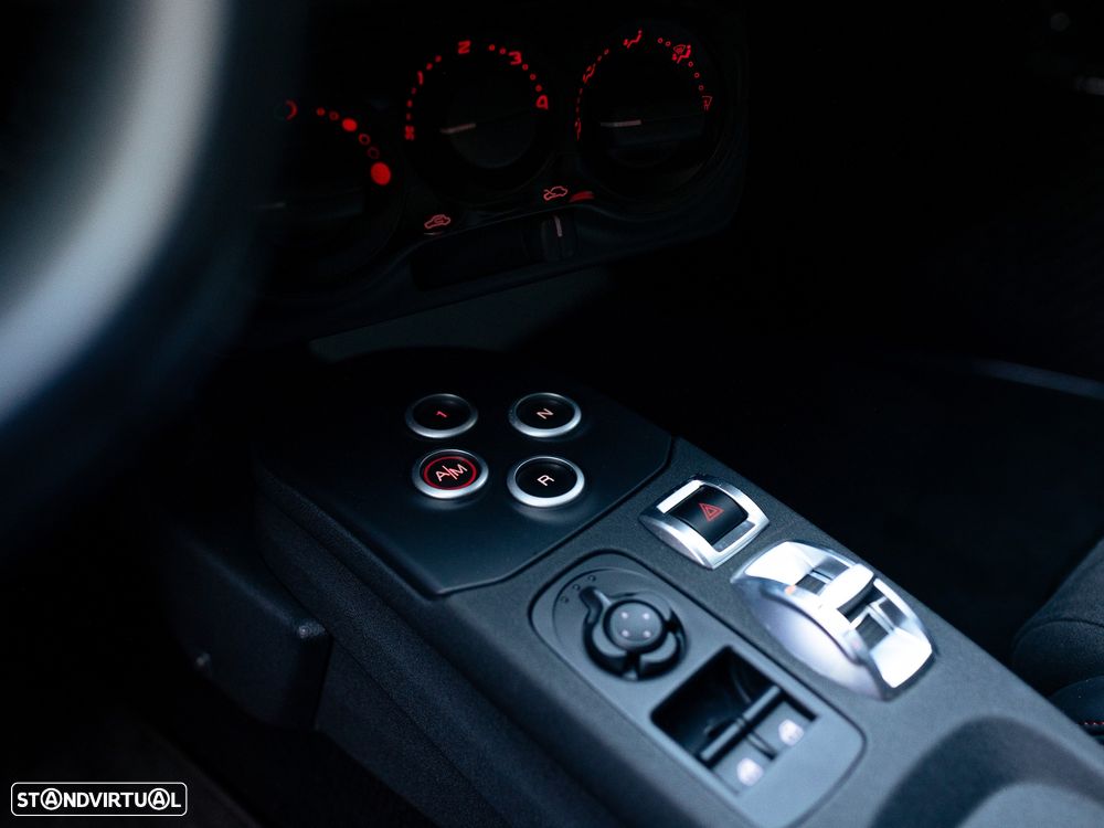 Alfa Romeo 4C 1750 TBi - 28