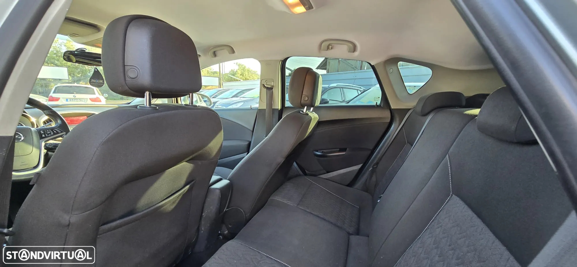 Opel Astra 1.3 CDTi Executive - 10