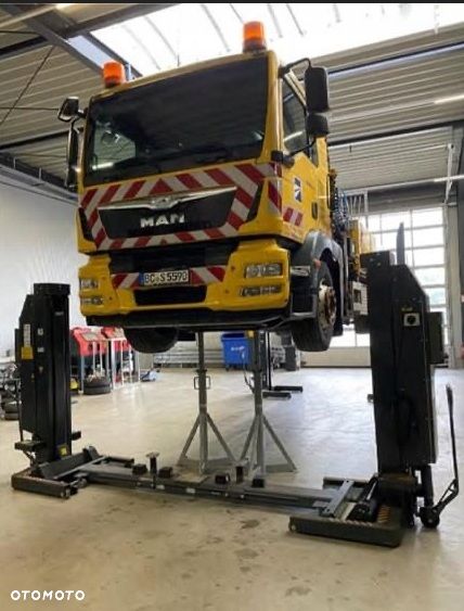 PK8500W NORTEC PRO 8,5T – Mobilny podnośnik kolumnowy do samochodów ciężarowych, autobusów i pojazdów specjalnych (zestaw 4 kolumn) - 12