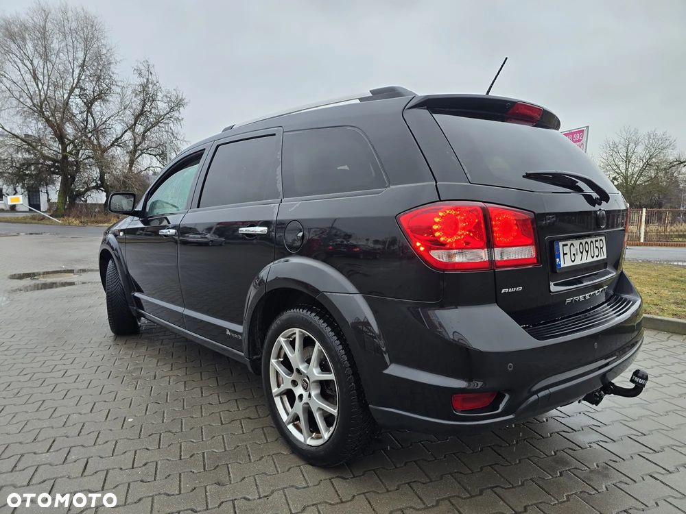 Fiat Freemont 2.0 Multijet 16V DPF Automatik Allrad Lounge - 13