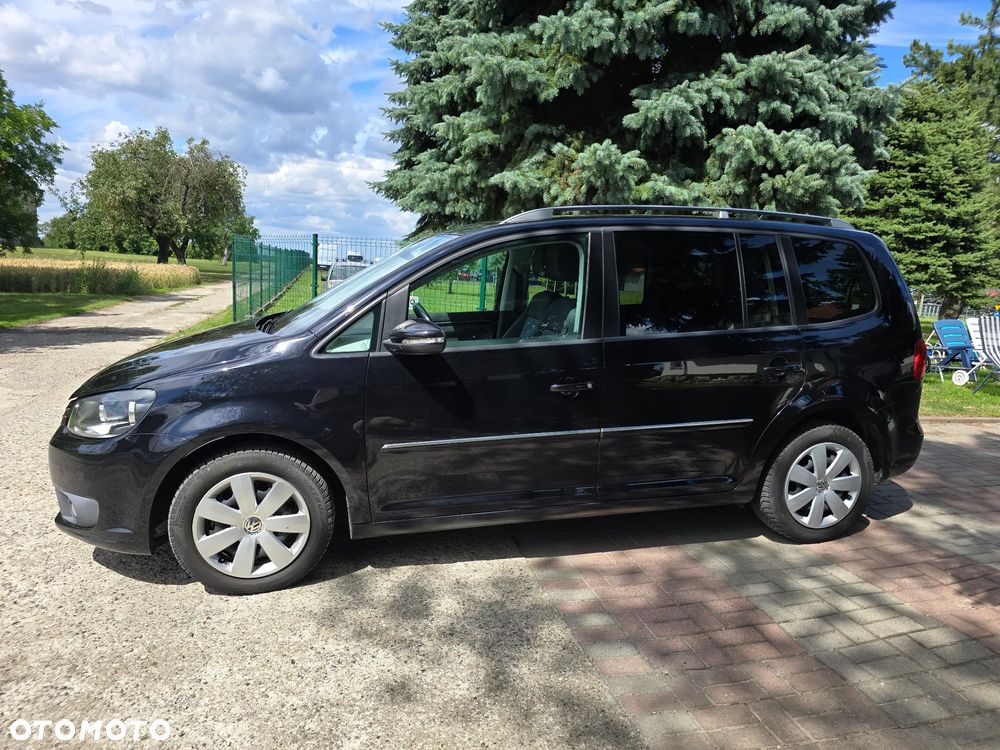 Volkswagen Touran - 3