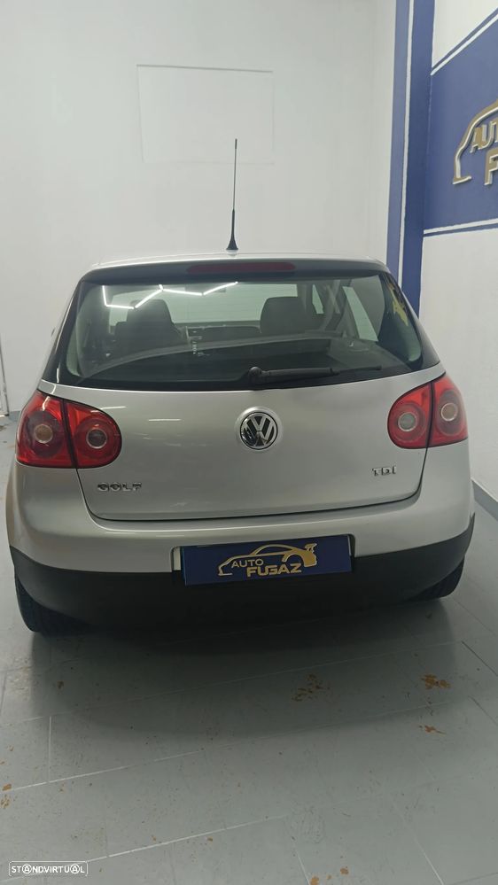 VW Golf 1.9 TDi 6V Confortline - 9
