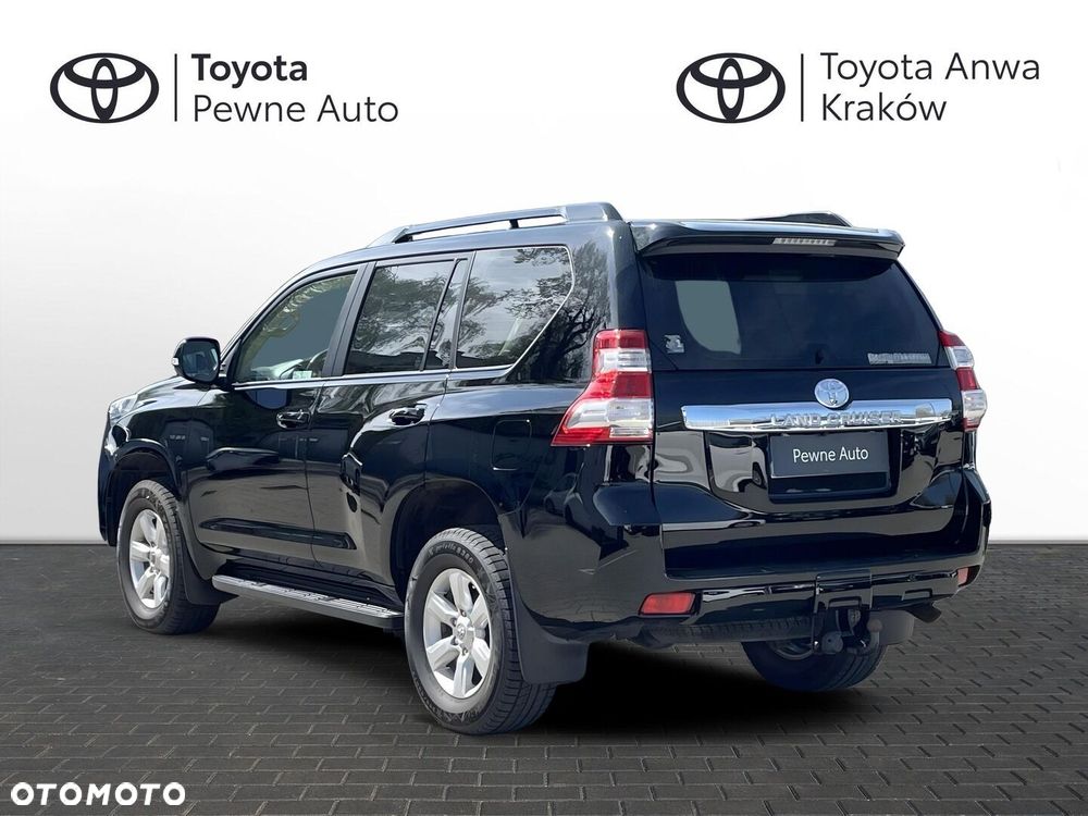 Toyota Land Cruiser - 3