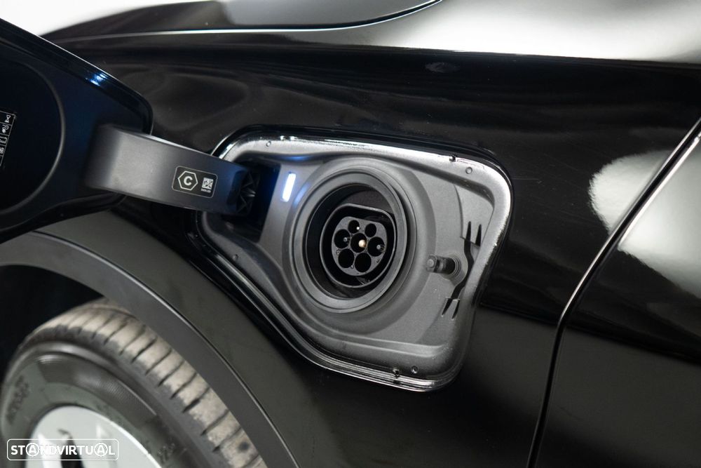 BMW X1 25 e xDrive Corporate Edition - 17