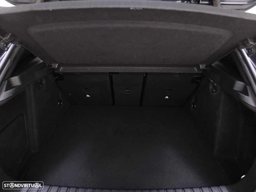 BMW 116 d Corporate Edition Auto - 13