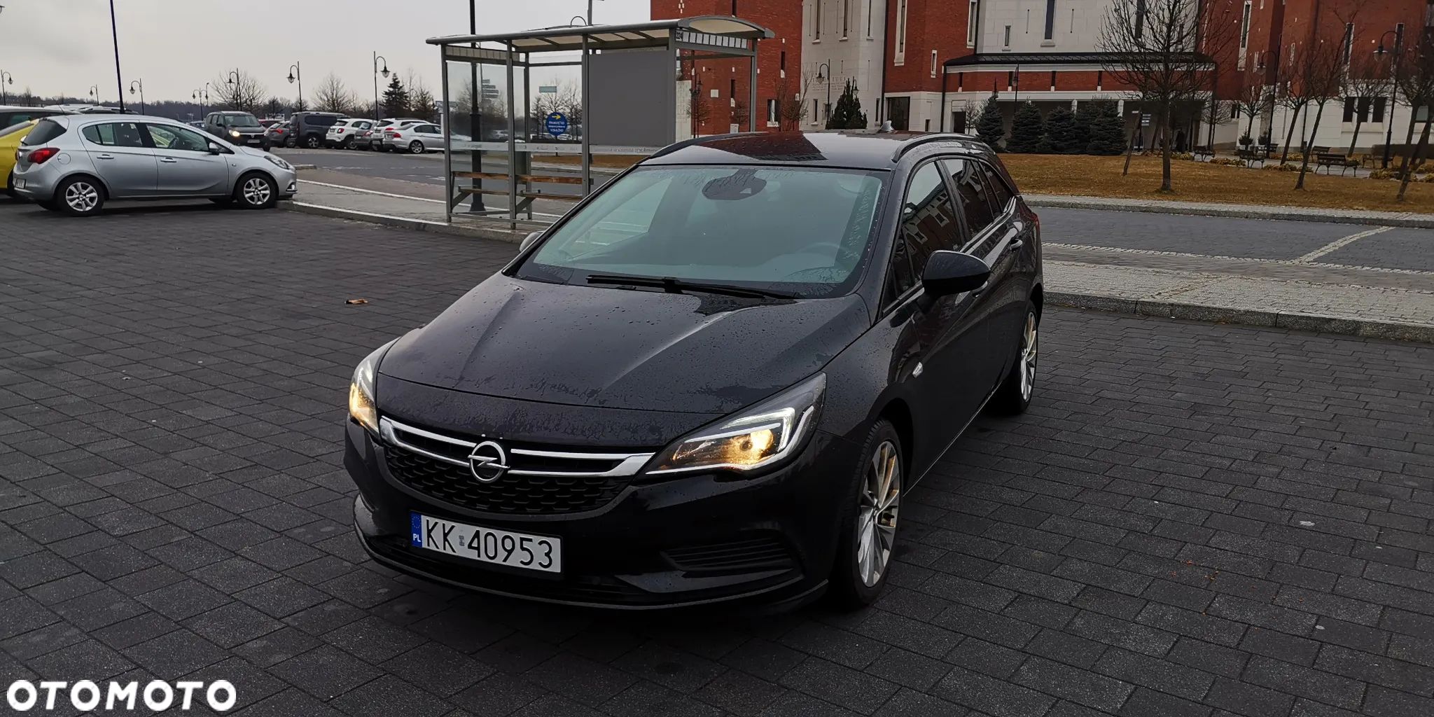 Opel Astra 1.4 Turbo Sports Tourer Innovation - 1