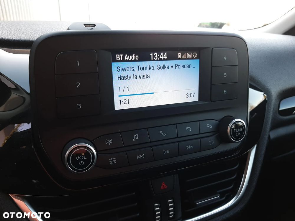 Ford Fiesta 1.1 Trend - 22