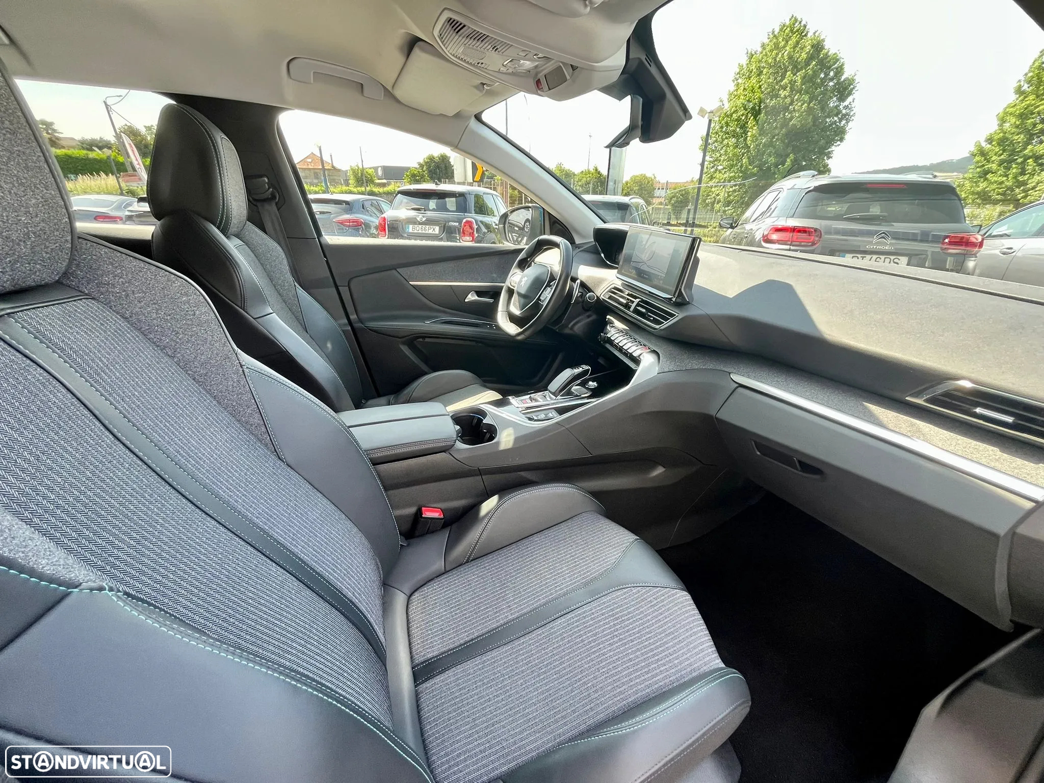 Peugeot 3008 1.6 Hybrid Allure e-EAT8 - 10