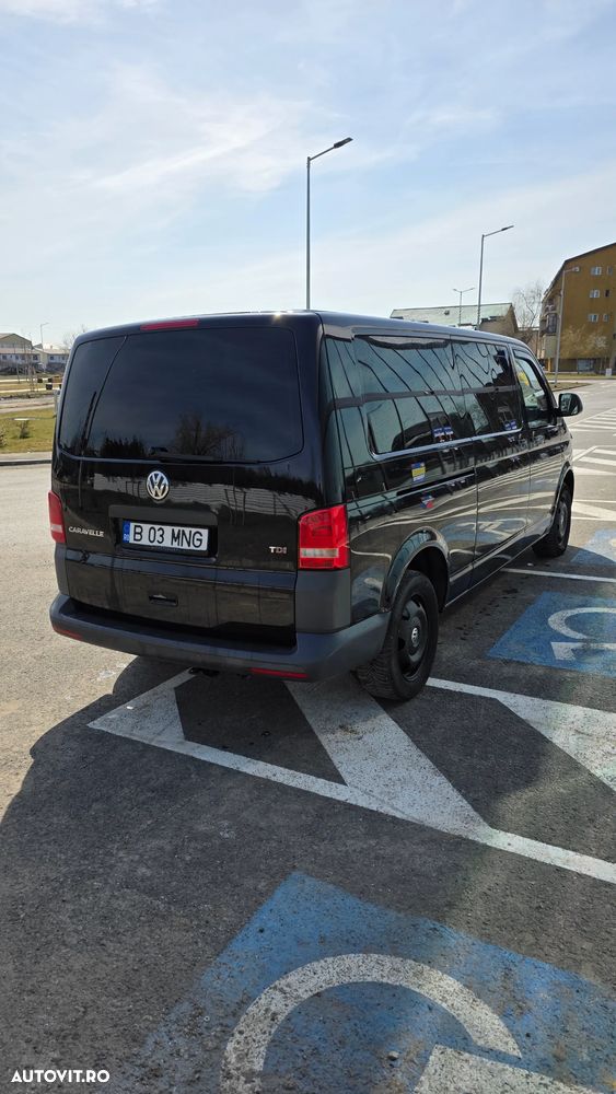 Volkswagen Caravelle - 5