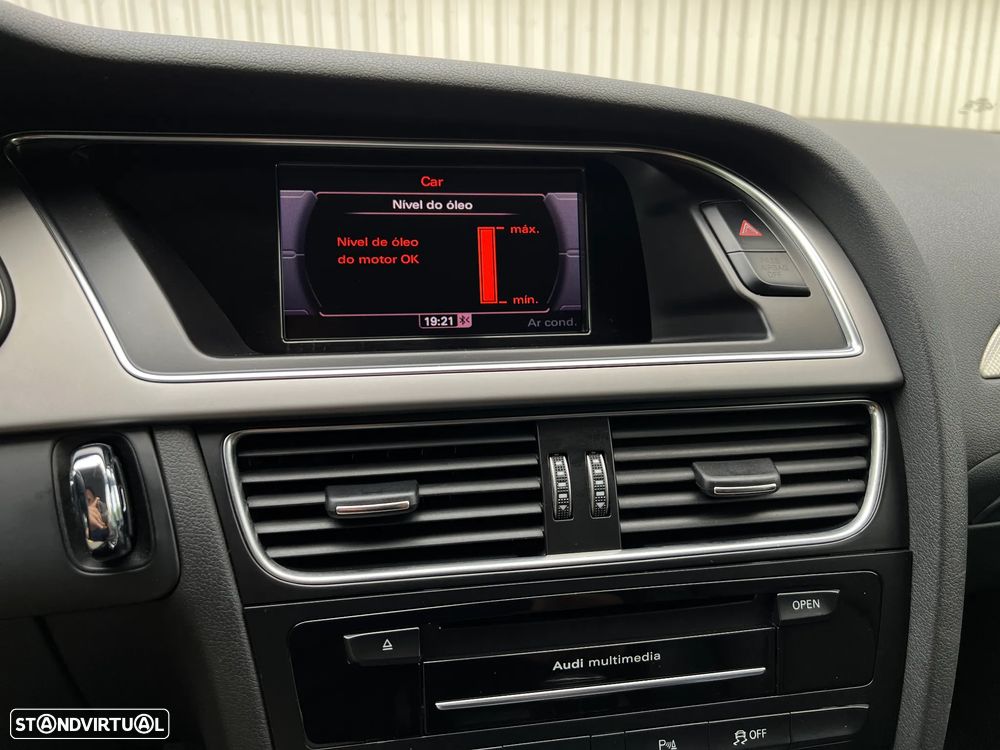 Audi A4 Avant 2.0 TDI S-line - 47