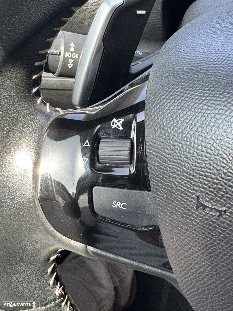 Peugeot 308 SW 1.2 PureTech Allure Full LED EAT8 - 27