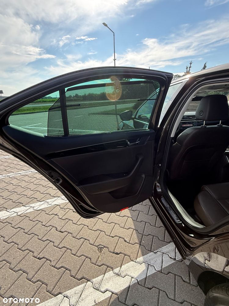 Skoda Superb 2.0 TDI 4x4 L&K DSG - 31