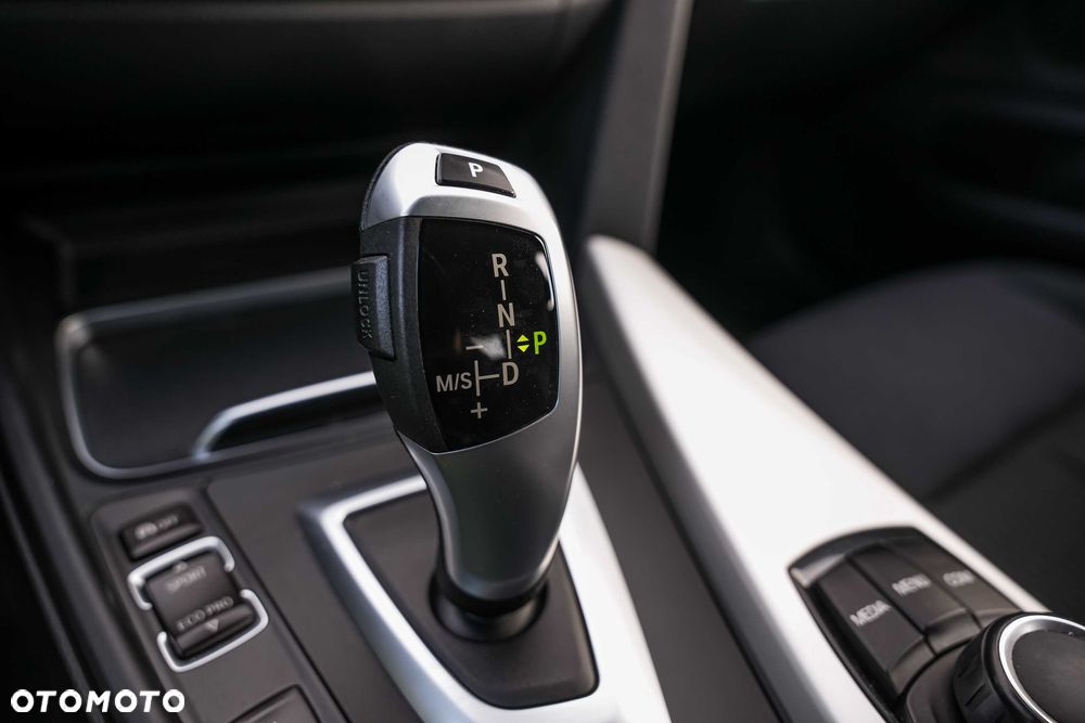 BMW Seria 4 420i xDrive - 31