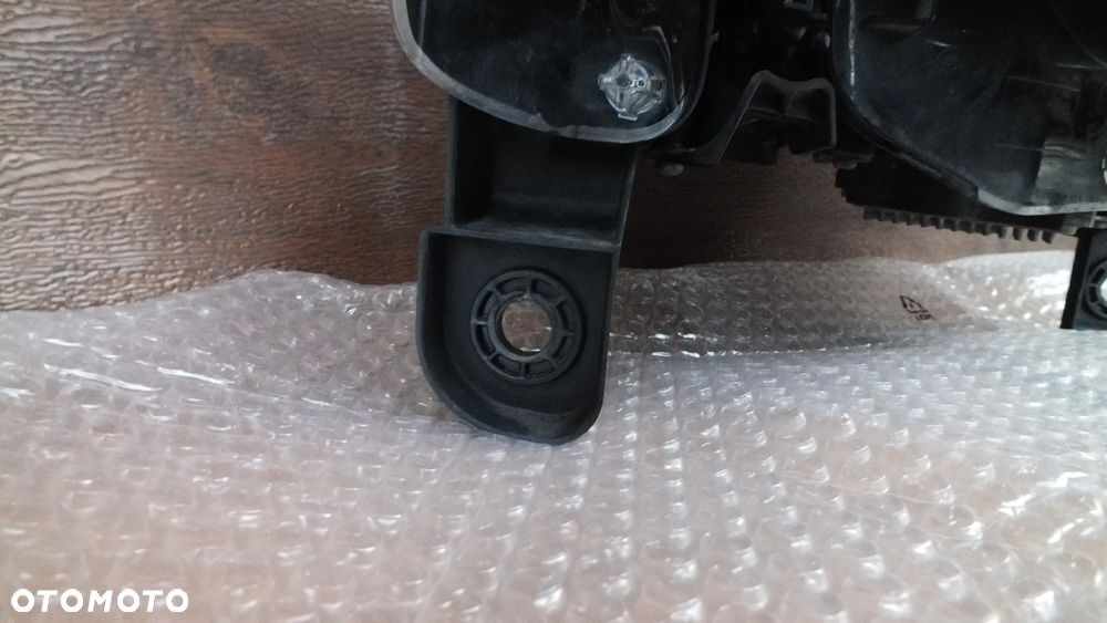 Lampa przednia lewa Bi xenon skrętny Jeep Grand Cherokee SRT Lift 68266657AE - 7