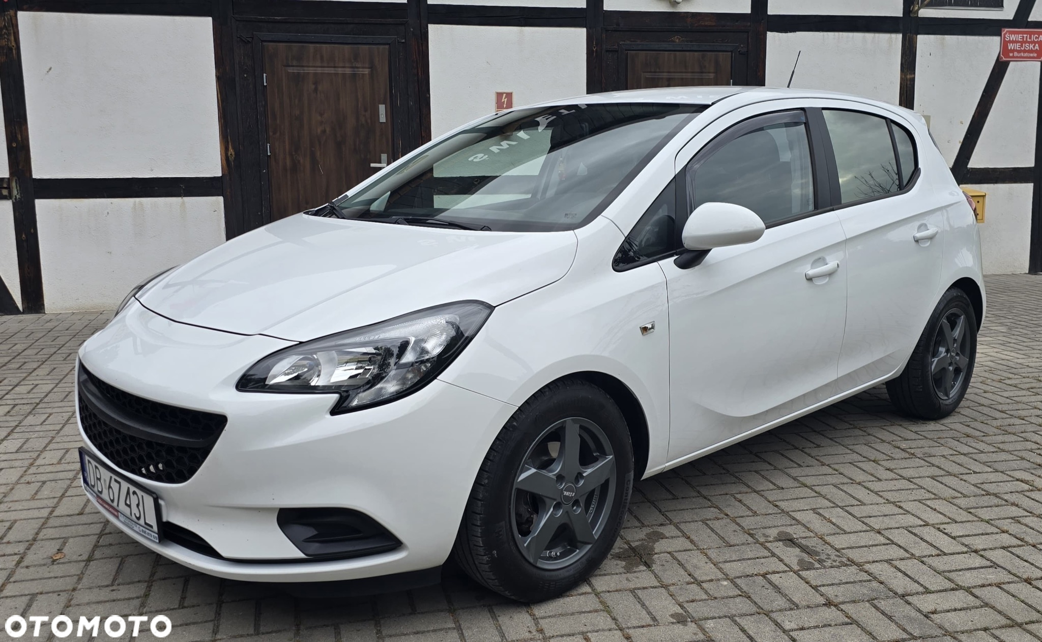Opel Corsa 1.2 16V Enjoy - 6