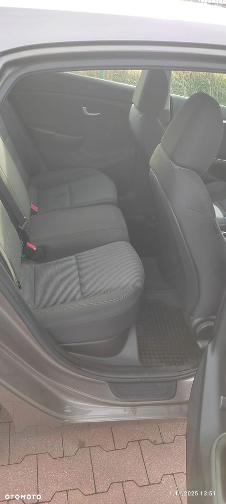 Hyundai i30 1.4 Classic + - 7