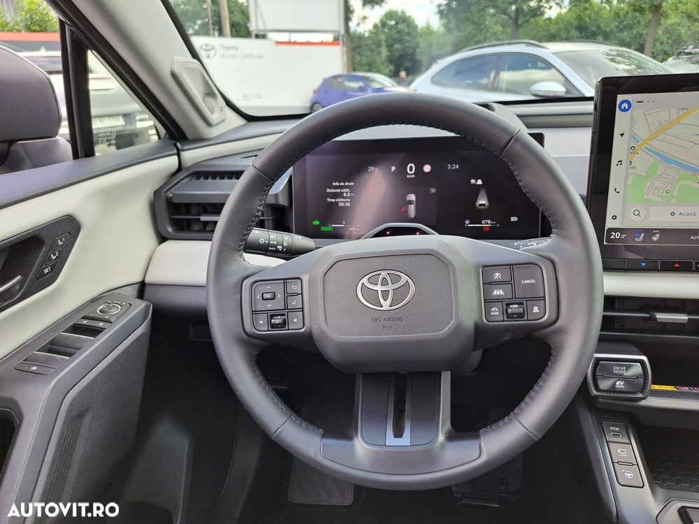 TOYOTA RAV4 2026 — imagine 18
