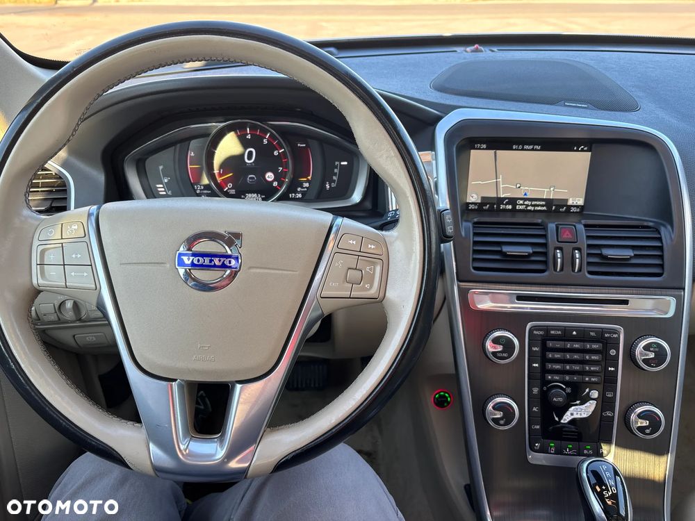 Volvo XC 60 T6 AWD Summum - 16
