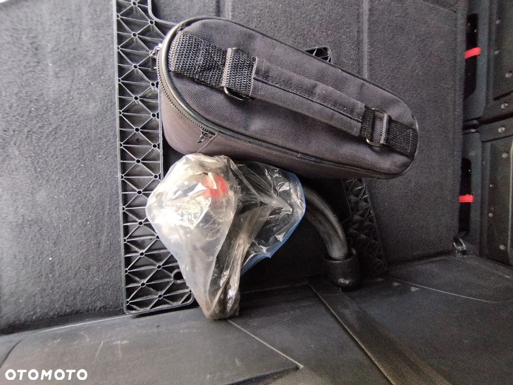 Peugeot 5008 HDI 150 Allure - 21