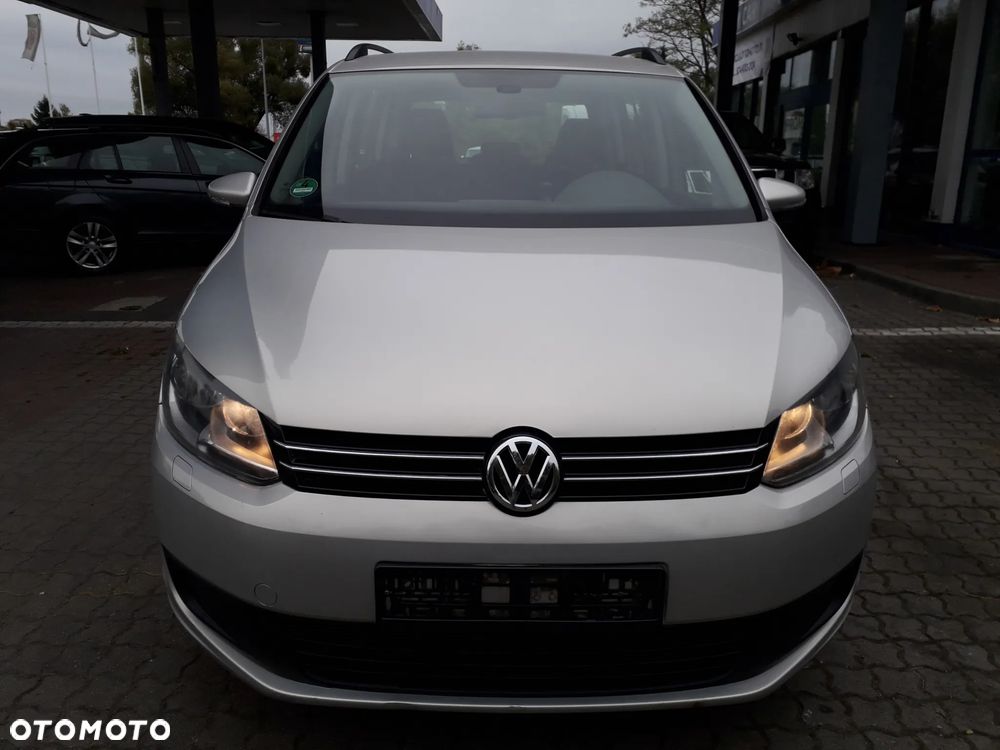 Volkswagen Touran - 23