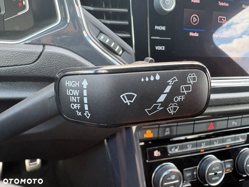 Volkswagen T-Roc 1.5 TSI Style DSG - 29