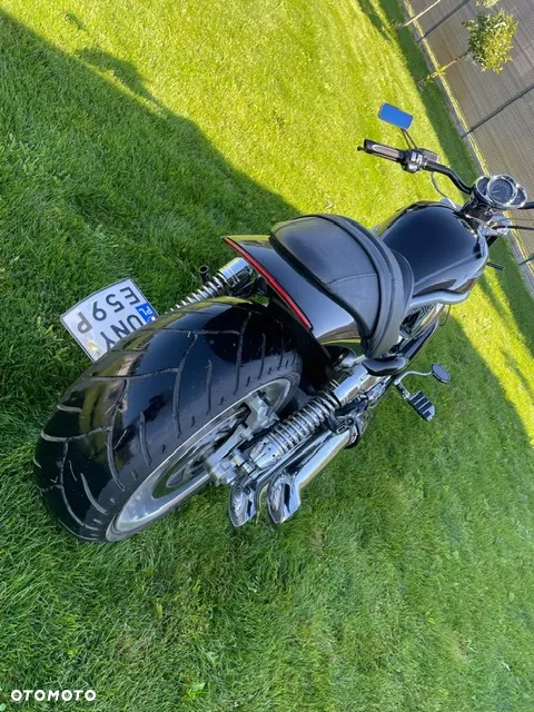 Harley-Davidson V-Rod Street Rod - 4